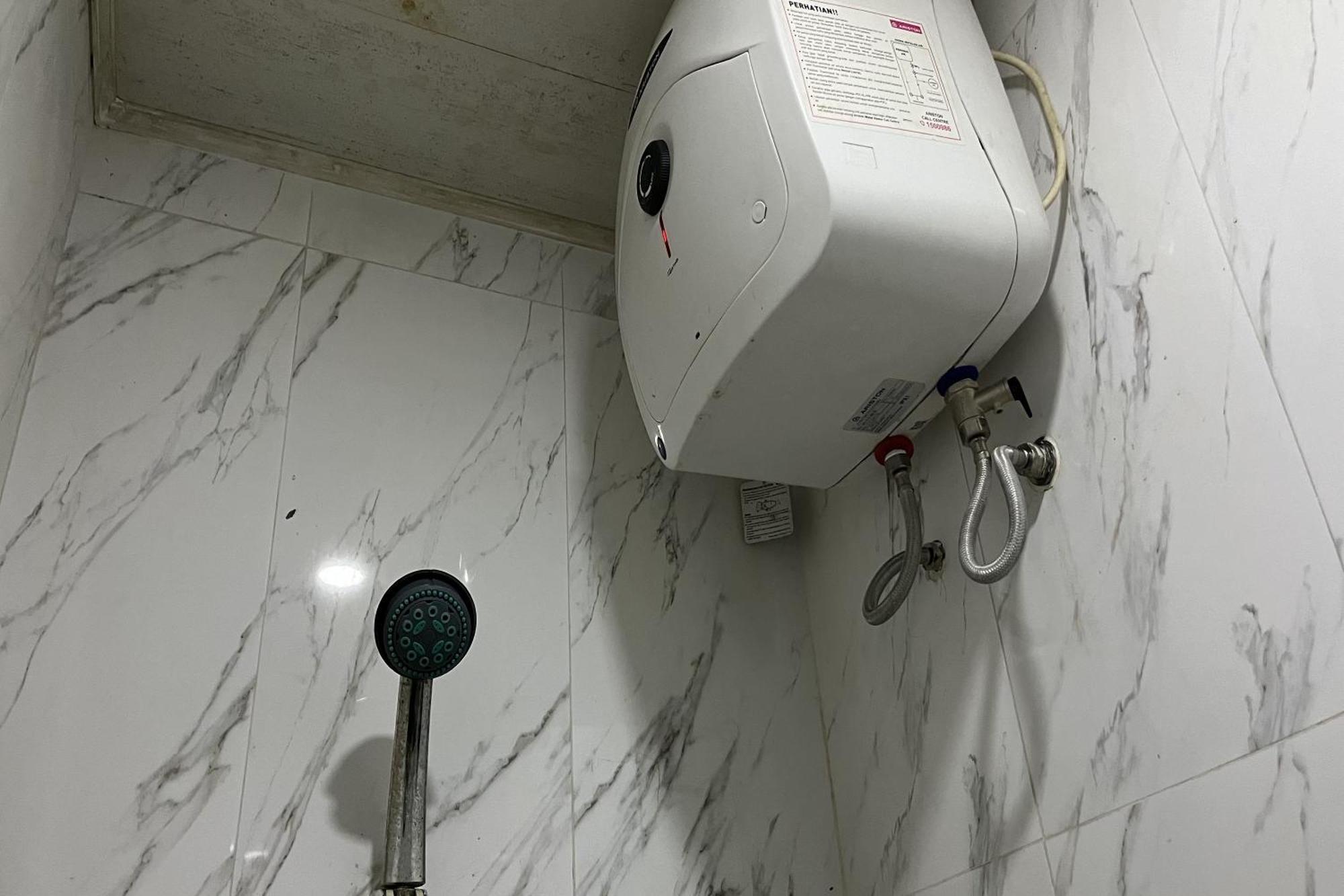 Hotel Oyo 868 Berkat Near Patria Hospital Ikkt Jakarta