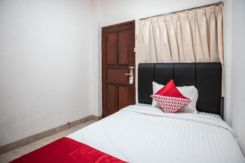 Oyo 868 Berkat Near Patria Hospital Ikkt